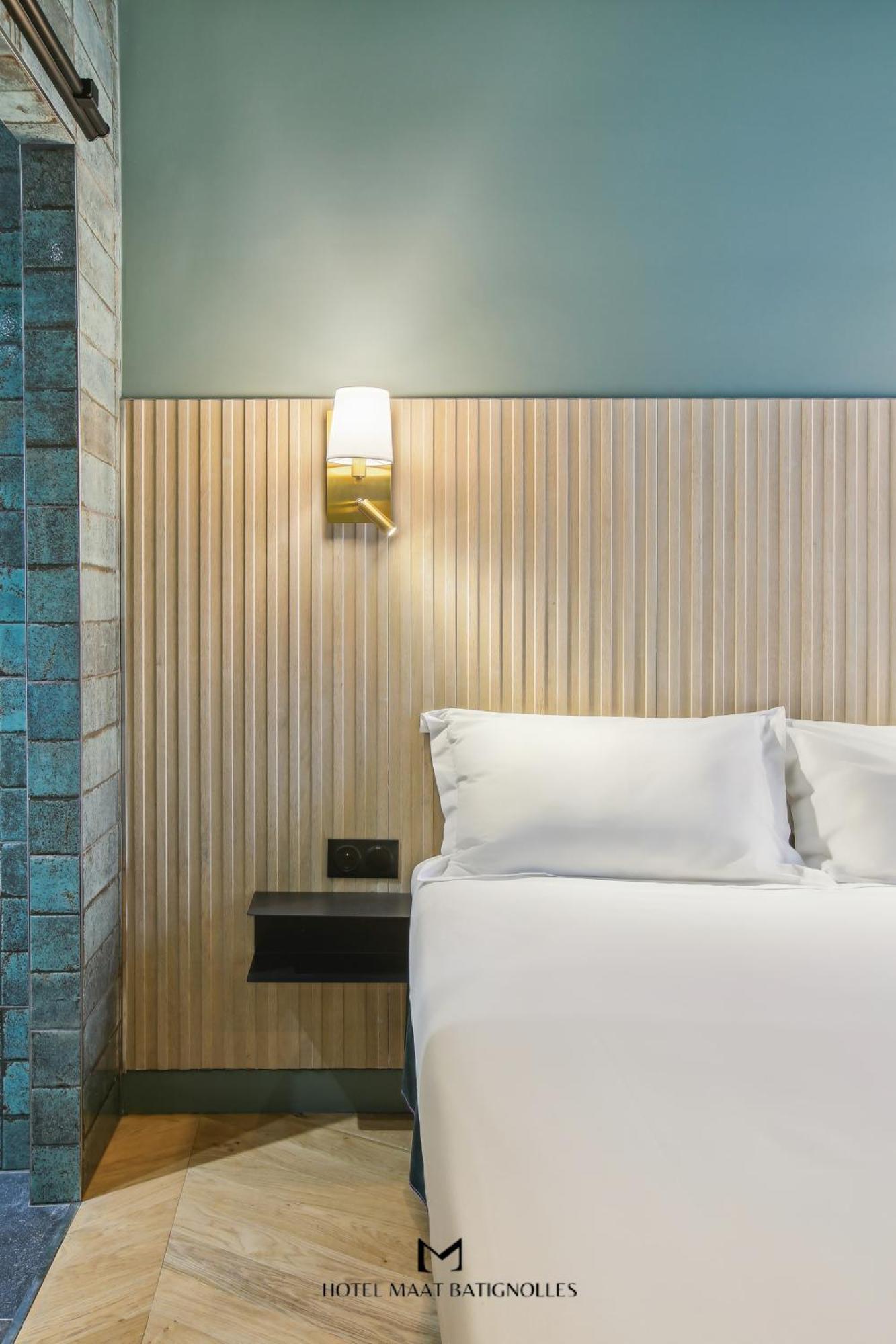 Hotel Maat Batignolles Paris Bagian luar foto
